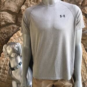 Under Armour Heat Gear Loose Gray Short Sleeve T-Shirt Men's Size Medium